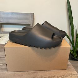 Yeezy Slides Onyx