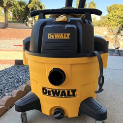 🔥 DEWALT 9-Gallon Wet/Dry Shop Vac (DXV09PA) 🔥