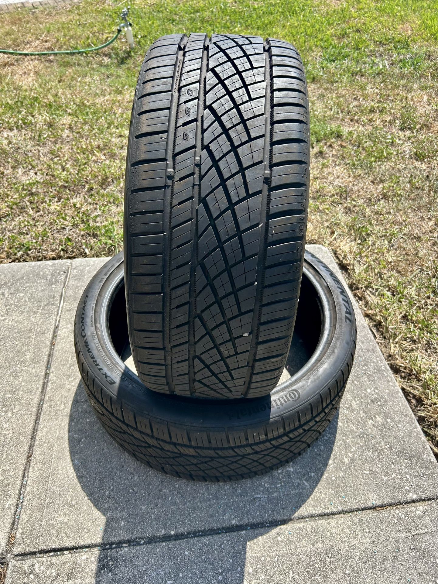 245/35/20 Continental Extreme Contact DWS06
