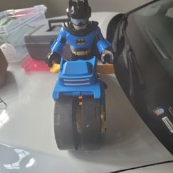 Batman & motorcycle toy
