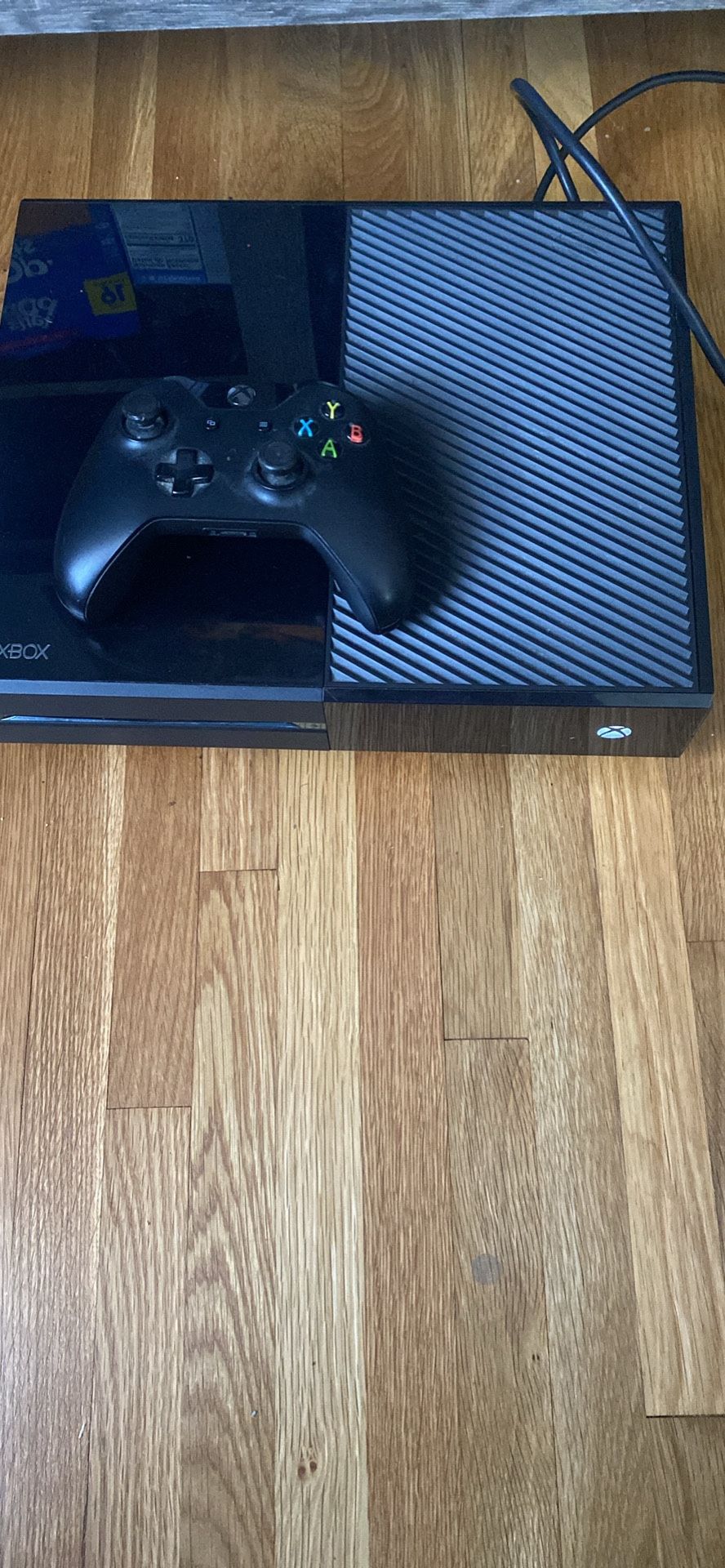 Xbox One With 2 Controllers
