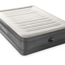 Intex Queen Air Mattress with Built-in Pump – Like New