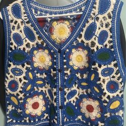 Brand new hand crotchet  tops size S, pick up near Tully And Monterey Rd SJ CA 95112