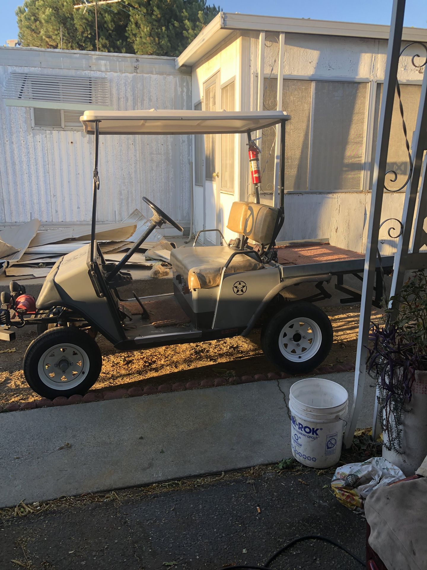 Maintenance golf cart