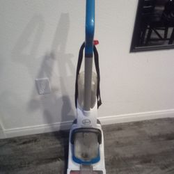 Hoover Power Dash Pet Carpet Cleaner.