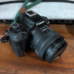Canon EOS R50 Mirrorless Camera 4K Video
24-50mm RF Lens