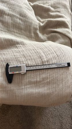 Digital Caliper Brand New Needs Batteries Works Great