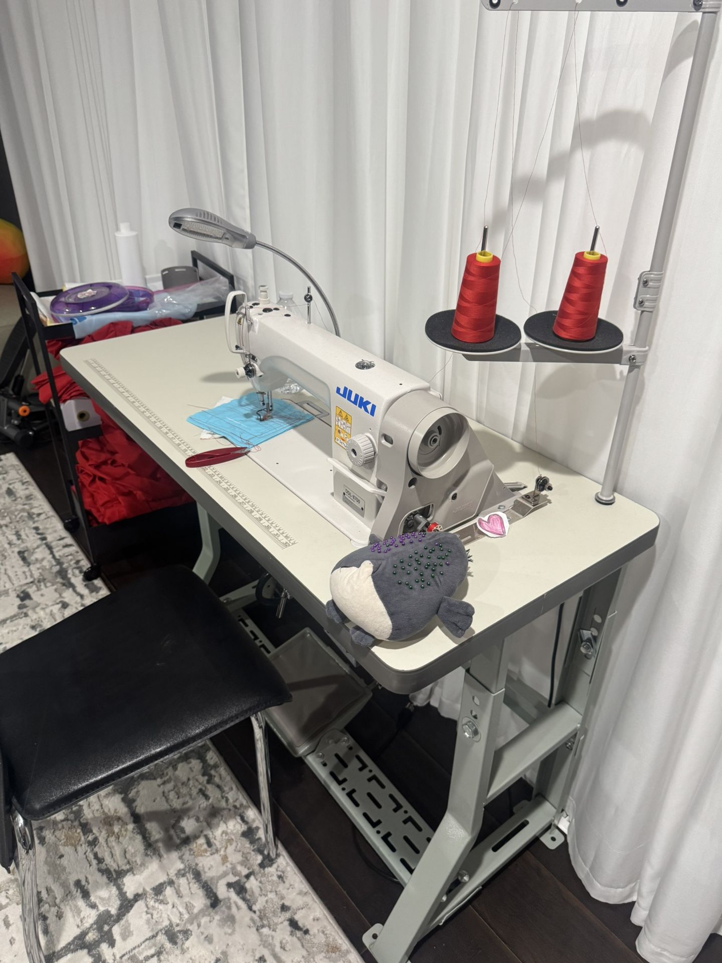 Sewing Machine With The Table