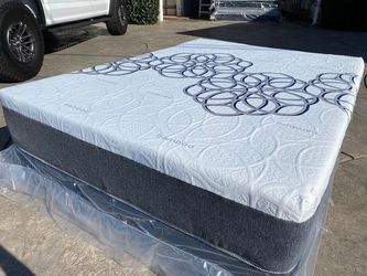 King Bamboo Cooling Gel Memory Foam!!