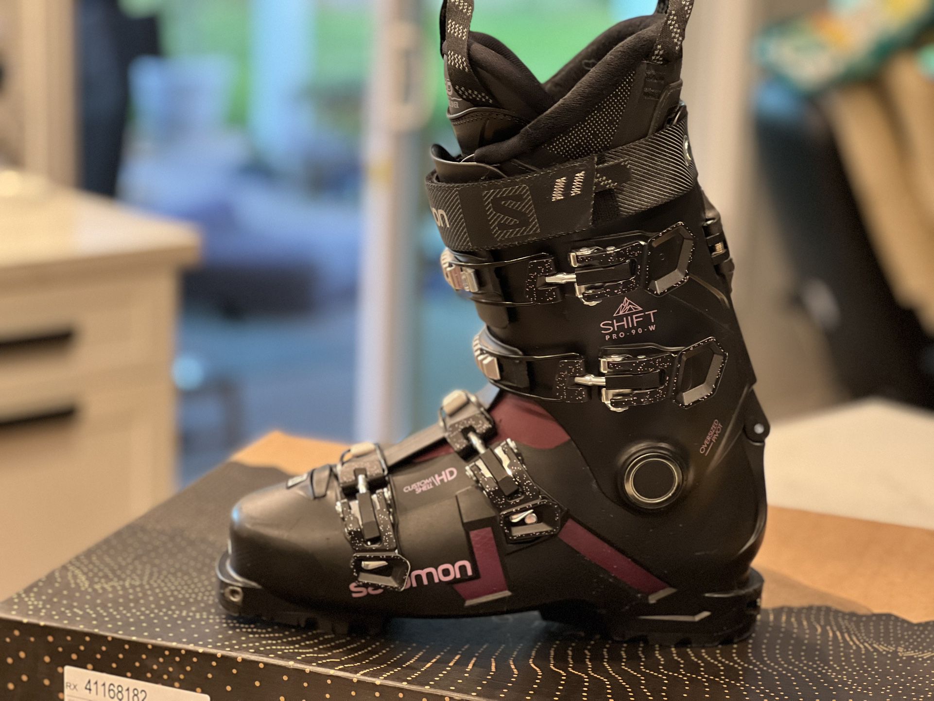 Ski Boots-Salomon Size 9