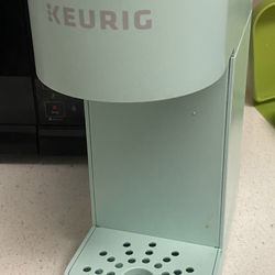 Keurig ‘K-Mini Plus ®’ Single Serve Coffee Maker