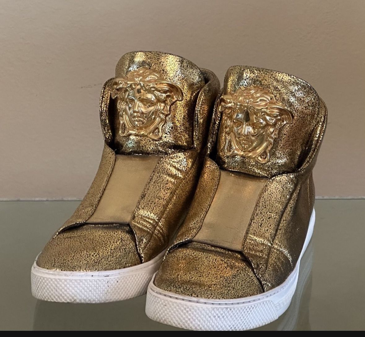 Versace Medusa Gold Metallic Leather Palazzo Mens High Top Sneakers 42 Shoes Size 8 To 9