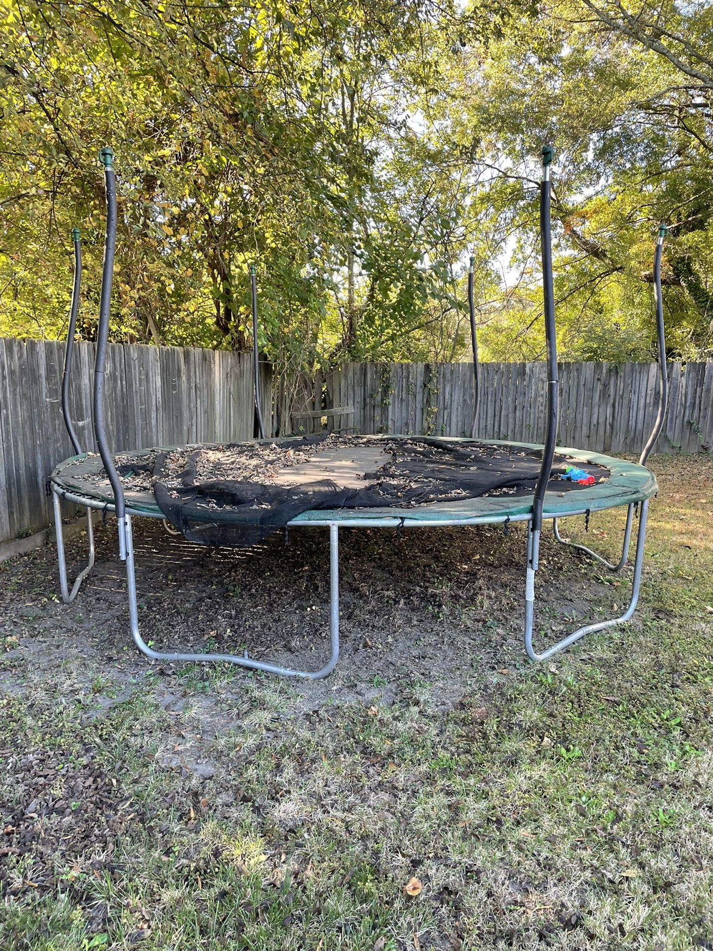 15 Foot Trampoline With Net