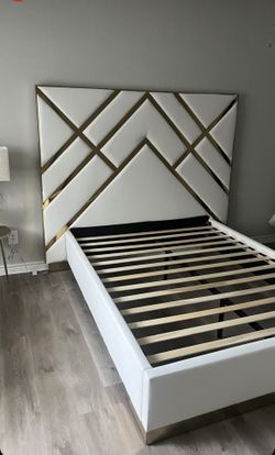 Queen Bed -crème & gold
