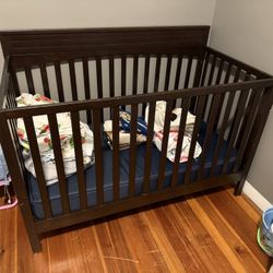 Baby Crib 