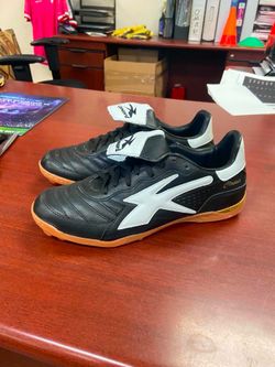 Zapatos concord de piel para jugar en pasto sintetico