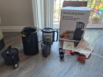 Brand New Cold Press Juicer – Wide Feed Chute Slow Masticating Juicer