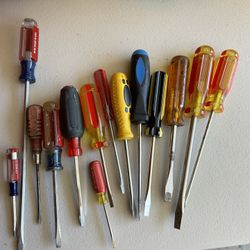 Flat Head screwdrivers. All Pictured For $20.