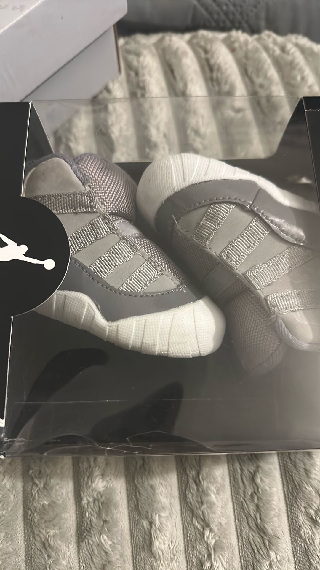 Jordan 11 Cool Grey