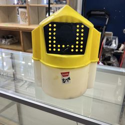 Frabill Flow-Troll Bait Bucket