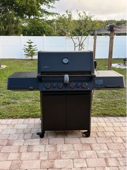 Napoleon Phantom Prestige 500 Connected RSIB Grill