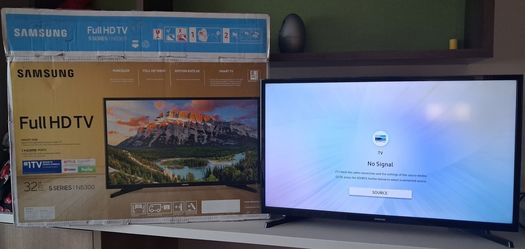 Samsung 32" Smart TV 5 Series N5300