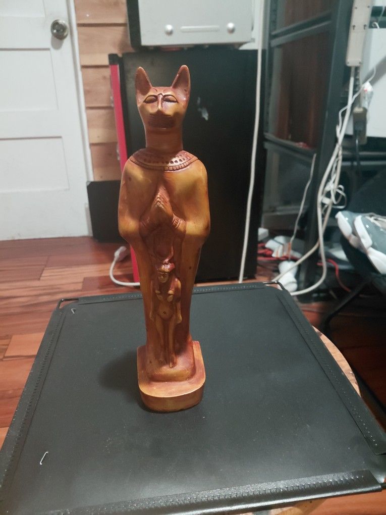 Egyptian Statue Sculpture Figurine