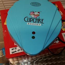 Nostalgia Cupcake Maker 