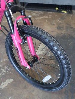 Bca 20 inch discount crossfire girl's mountain bike