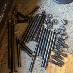 43 pieces of 1.25” diameter pipe (2” to 24” length), flanges, elbows, and couplers