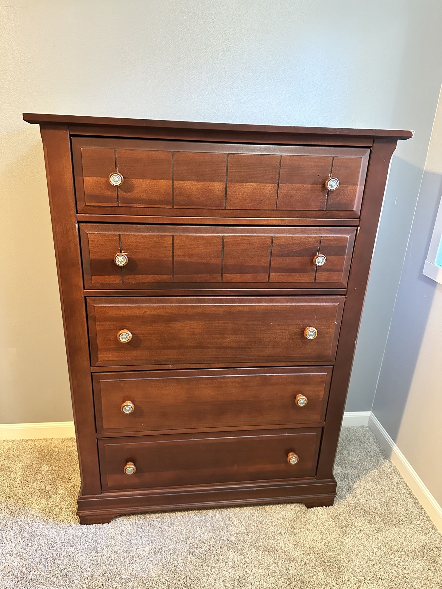 5 Drawer Dresser