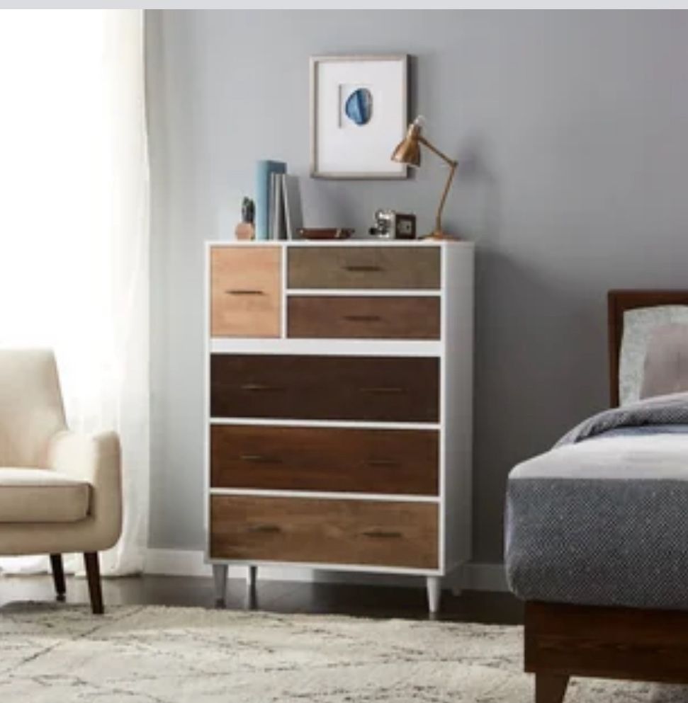 Bedroom Furniture set Priced To GO!