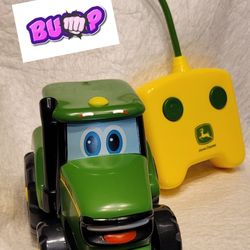 John Deere Radio Controlled Johnny Toy Tractor (Open Box) (**NEW**)