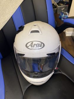 Motorcycle helmet