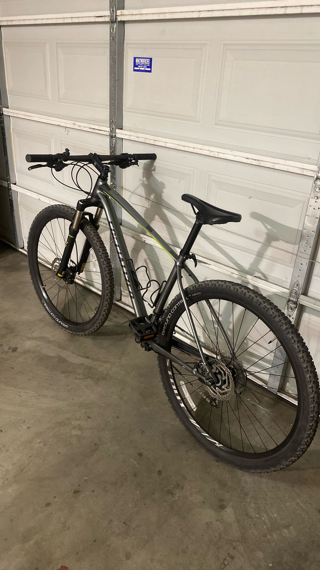 Specialized 29” Bike