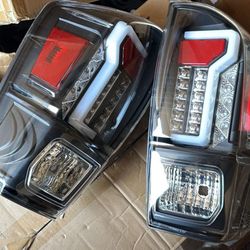16-23 Toyota Tacoma tailights led