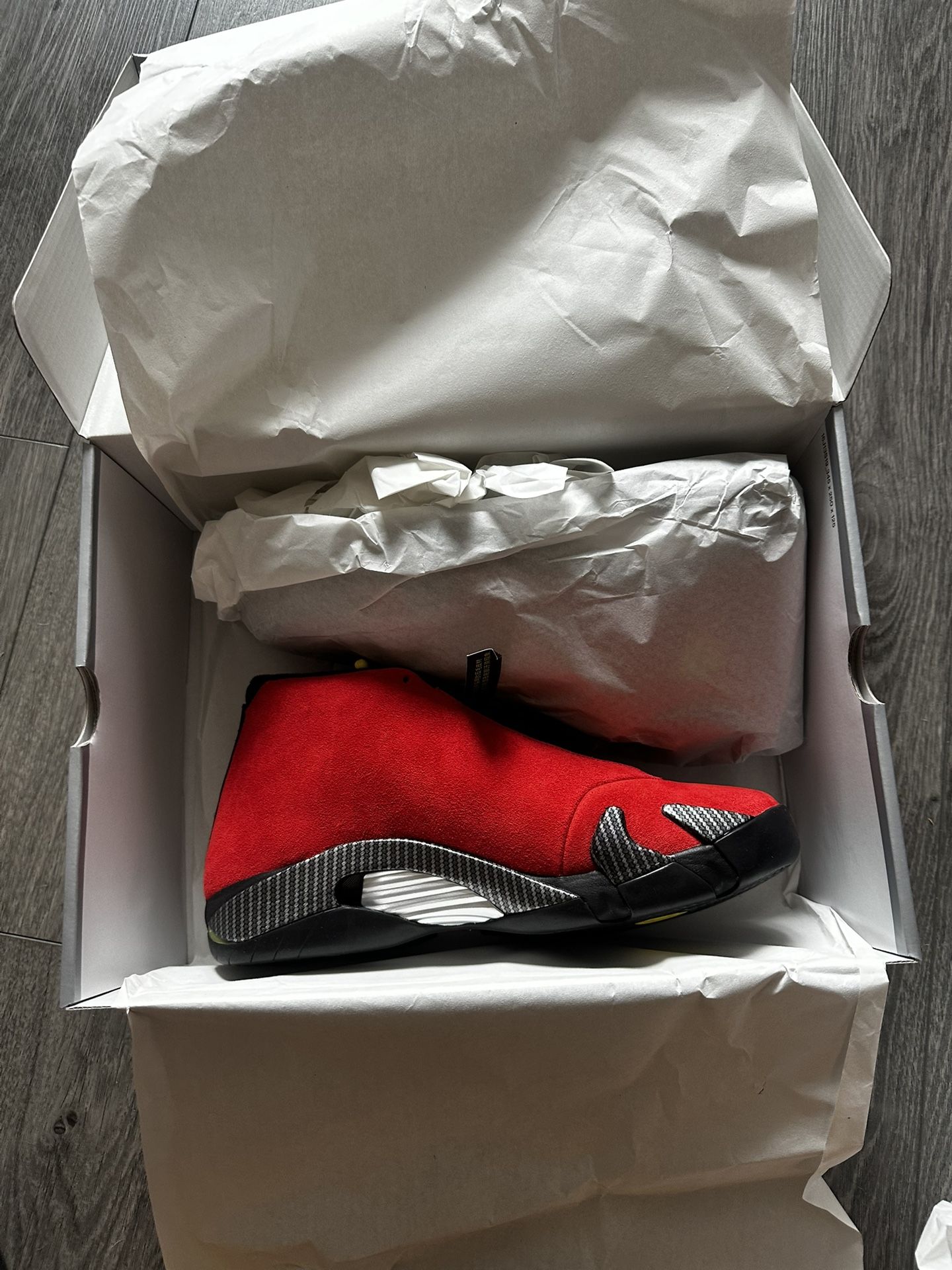 Air Jordan 14 Retro “Challenge Red” – Size 9 – Brand New
