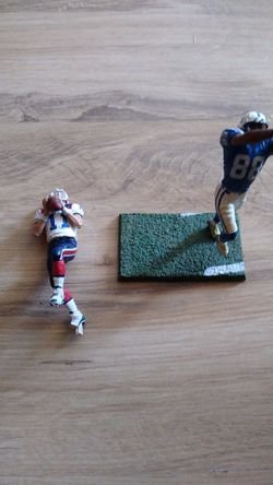 Football toy figurines