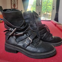 DKNY Used Woman Boots 
