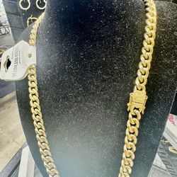 Miami Cuban Link Chain 14 K Gold Plated 