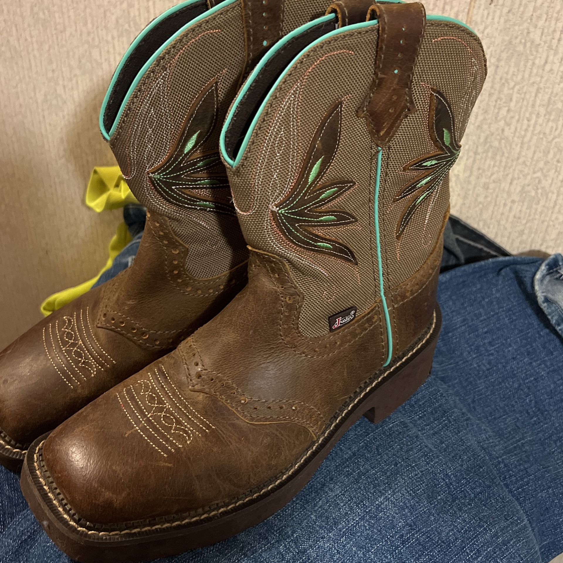 Size 7 Women Justin Boots