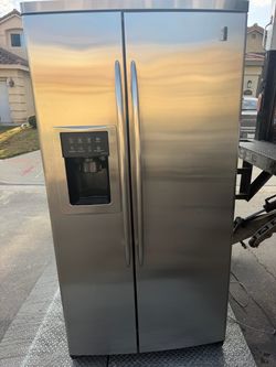 FRIDGE GE $100