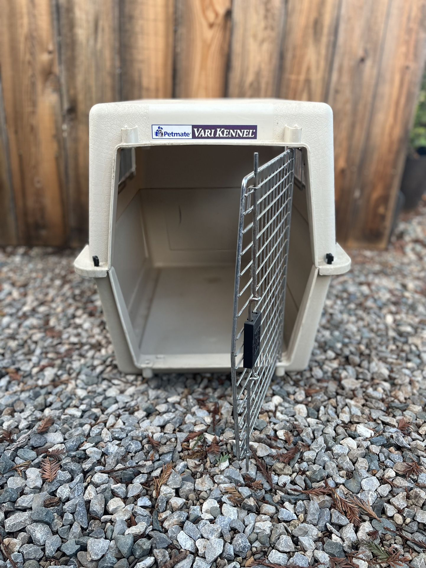 Petmate Vari Dog Kennel 32”