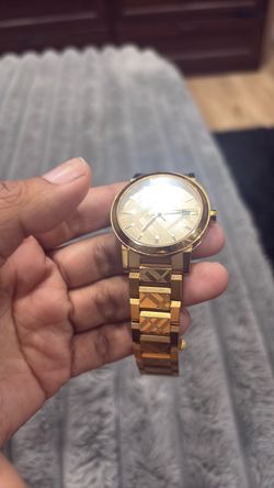 BURBERRY