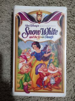Rare vintage Snow White And The Seven Dwarfs VHS