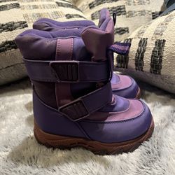 Toddler Girls Snow Boots Size 8c