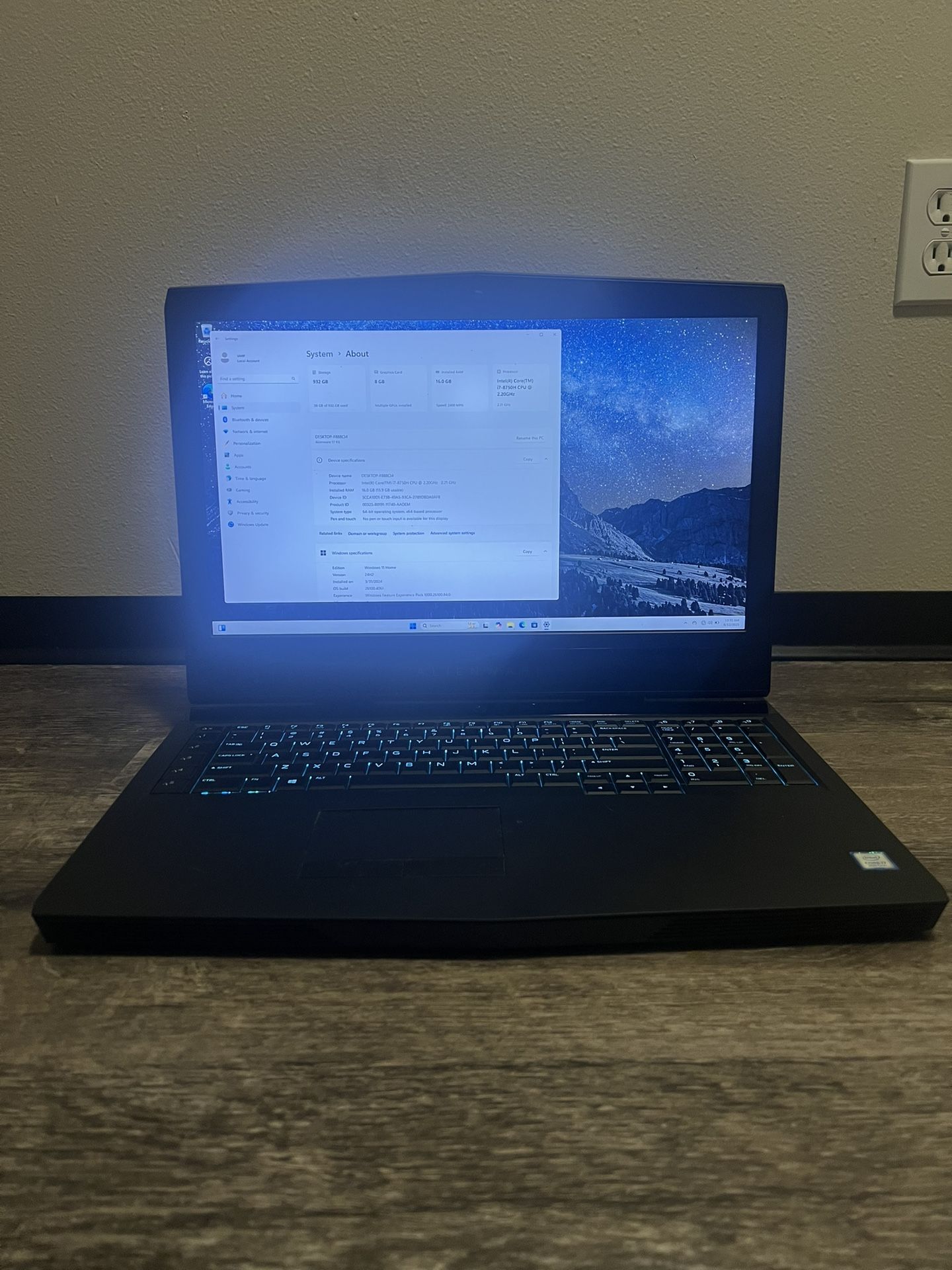 Gaming Laptop (Alienware R15 17)