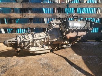 2005 Ford E-350 Engine And Transmission