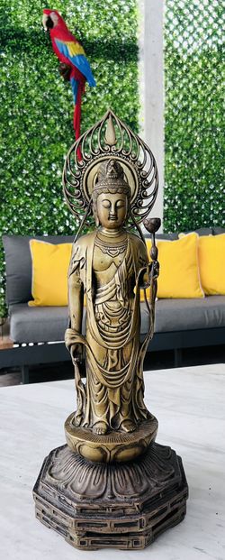 Buddha Quan yin / Mid century