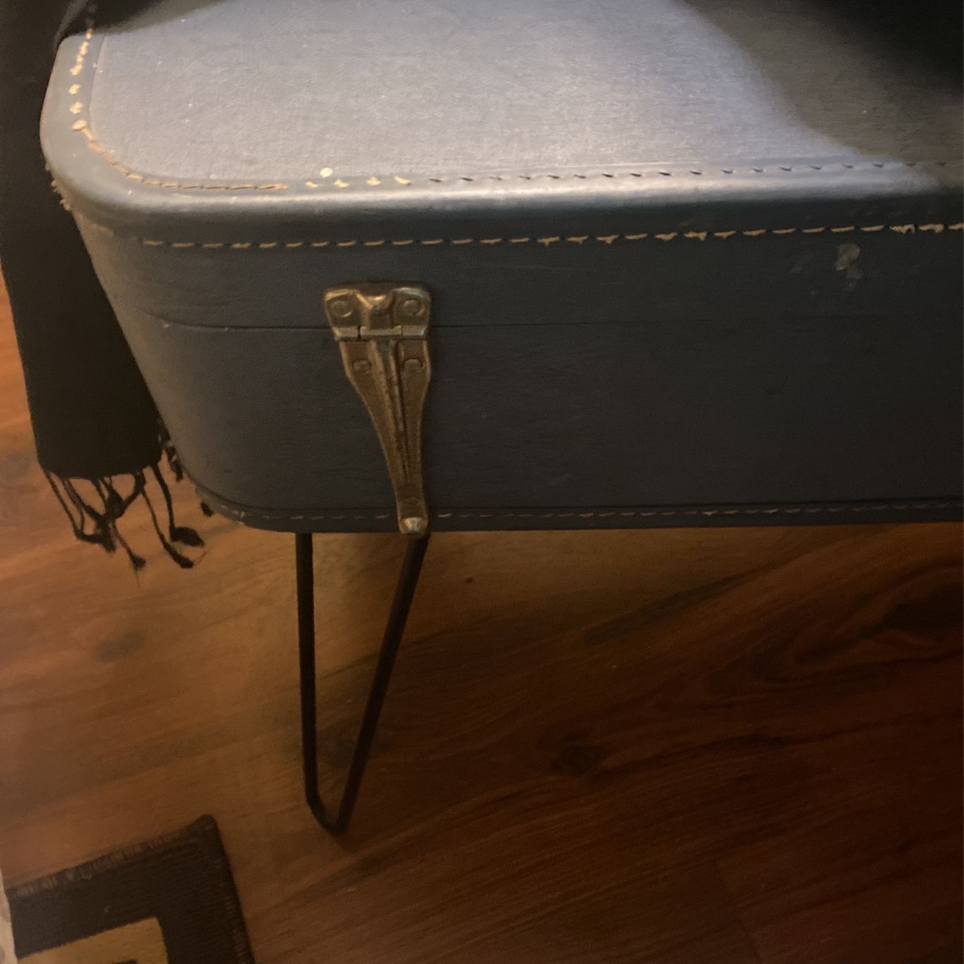 Suitcase Desk